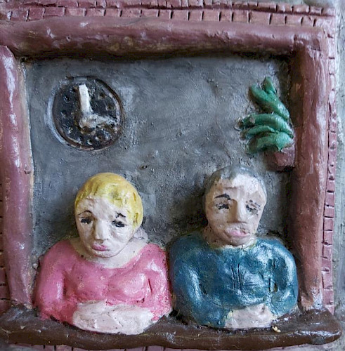 siehst du da vorne, die Neue von Rewe, was die anhat!